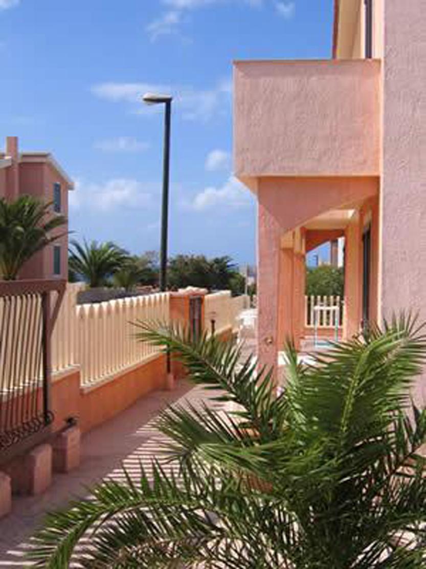 Residenza Sul Mare Aparthotel Valledoria  Ngoại thất bức ảnh