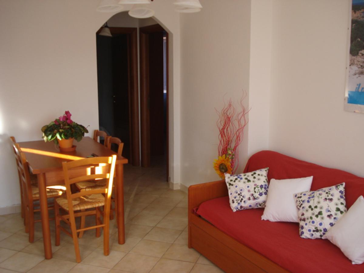 Residenza Sul Mare Aparthotel Valledoria  Ngoại thất bức ảnh
